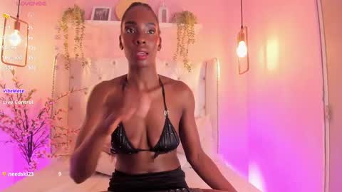 Snapshot of annyfiore chatting on December 27, 7:18 am Anny online show from December 27, 7:18 am