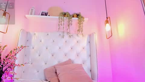 Snapshot of annyfiore chatting on January 30, 9:57 am Anny online show from January 30, 9:57 am