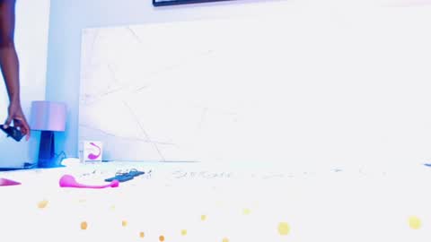 Snapshot of annyfiore chatting on February 28, 5:37 am Anny online show from February 28, 5:37 am