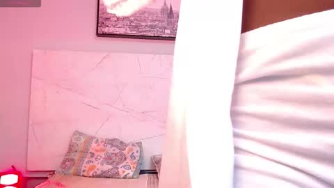 Snapshot of annyfiore chatting on October 22, 2:45 am Anny online show from October 22, 2:45 am