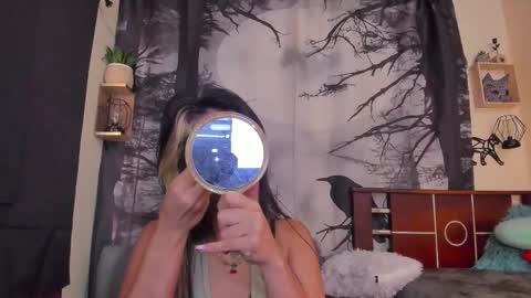 Annyluna online show from January 10, 8:21 pm