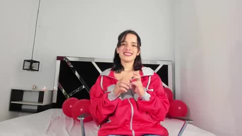 Anny online show from February 18, 8:25 pm