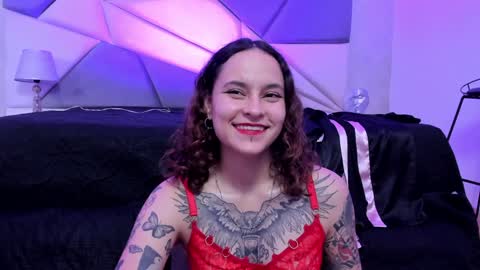 Snapshot of annythomsonn chatting on December 26, 9:04 pm AnnyT online show from December 26, 9:04 pm