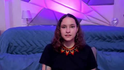 Snapshot of annythomsonn chatting on January 18, 9:45 pm AnnyT online show from January 18, 9:45 pm