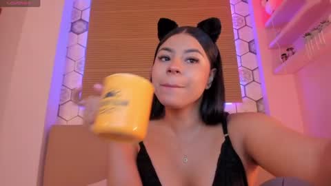 Snapshot of annytorres chatting on July 6, 12:02 pm Gaby online show from July 6, 12:02 pm