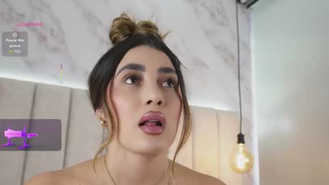 ANNYY  online show from January 17, 4:54 pm