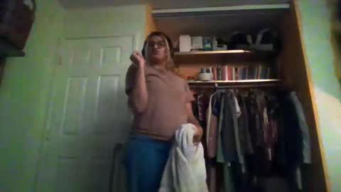 Angel online show from April 14, 4:51 am