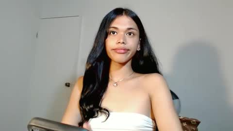 Snapshot of anok_yaii chatting on October 28, 1:58 pm anok_yaii online show from October 28, 1:58 pm