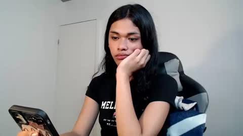 Snapshot of anok_yaii chatting on November 5, 7:41 am anok_yaii online show from November 5, 7:41 am