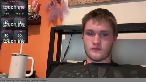 Snapshot of anomalies_ig chatting on January 20, 2:11 am anomalies_ig online show from January 20, 2:11 am