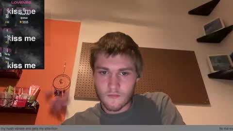 Snapshot of anomalies_ig chatting on January 26, 12:26 am anomalies_ig online show from January 26, 12:26 am