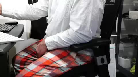 D online show from February 18, 2:24 pm