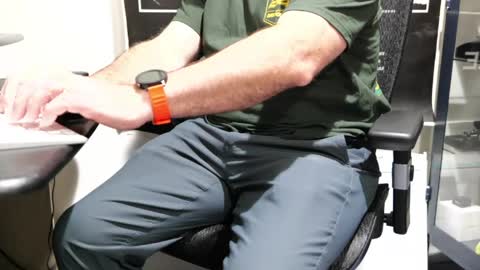 D online show from April 19, 3:22 pm