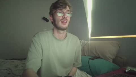 Snapshot of anonymousstoner58 chatting on January 16, 3:27 pm anonymousstoner58 online show from January 16, 3:27 pm