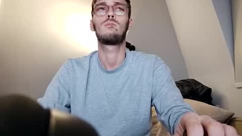 Snapshot of anonymousstoner58 chatting on February 14, 1:24 am anonymousstoner58 online show from February 14, 1:24 am