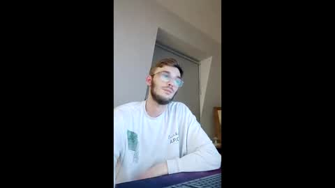 Snapshot of anonymousstoner58 chatting on February 25, 10:19 pm anonymousstoner58 online show from February 25, 10:19 pm