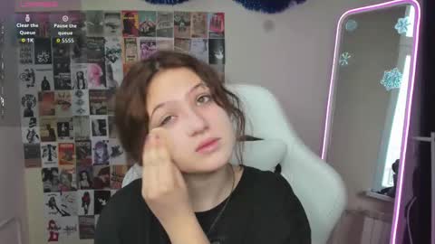 Anora online show from January 7, 9:01 am