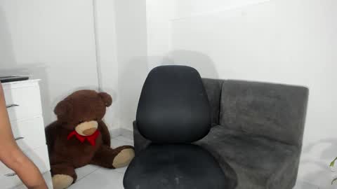 Snapshot of another_teo chatting on February 26, 9:08 am Jordan Mateo online show from February 26, 9:08 am