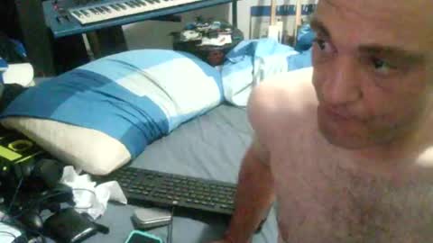 Snapshot of anssyboy696 chatting on January 19, 2:06 pm anssyboy696 online show from January 19, 2:06 pm