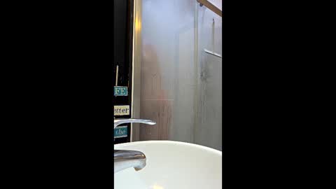 Snapshot of ant197509 chatting on March 28, 10:48 am ant197509 online show from March 28, 10:48 am