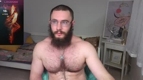 Ant online show from April 18, 7:58 pm