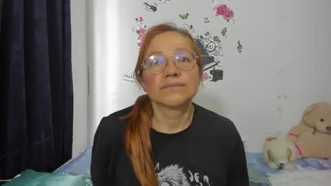 Snapshot of anthonela_mature_ chatting on September 28, 6:02 pm anthonela_mature_ online show from September 28, 6:02 pm