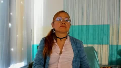 anthonela_mature_ online show from May 8, 8:25 pm