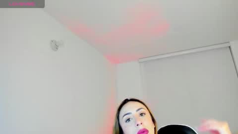 Anthonela online show from October 1, 9:15 am