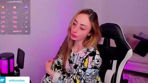 Anthonela online show from October 18, 4:37 am