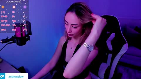 Anthonela online show from November 6, 1:50 am