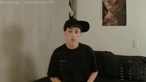 Snapshot of anthonny_05 chatting on November 3, 11:26 pm TONY NEW ACCOUNT online show from November 3, 11:26 pm