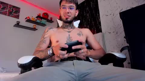 Anthony and Nick online show from September 17, 12:29 pm