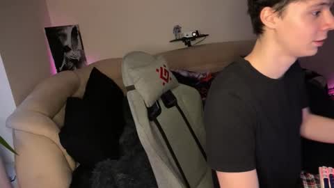 Snapshot of anthonycutie chatting on January 15, 1:05 pm Anthony online show from January 15, 1:05 pm