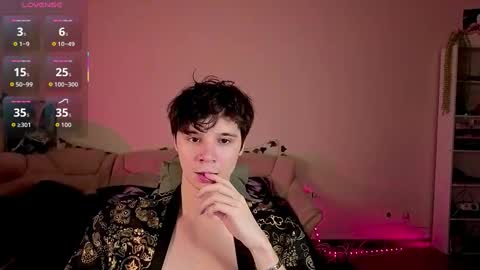 Anthony online show from February 25, 5:39 am