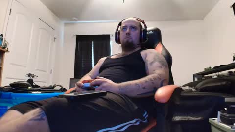 Snapshot of anthonygiacomazzo1 chatting on December 1, 5:29 pm anthonygiacomazzo1 online show from December 1, 5:29 pm