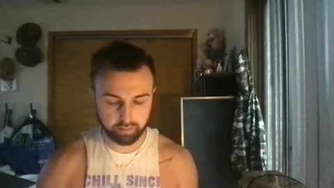 Ant online show from November 30, 8:57 pm