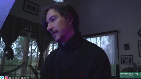 Snapshot of antinoo_gnothi chatting on January 9, 11:25 am Antinoo Gnothi online show from January 9, 11:25 am