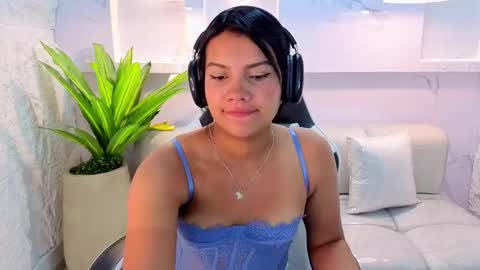 Antonela online show from September 20, 12:39 pm