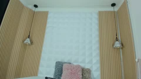 Snapshot of antonella00_ chatting on September 24, 3:48 pm Antonella online show from September 24, 3:48 pm