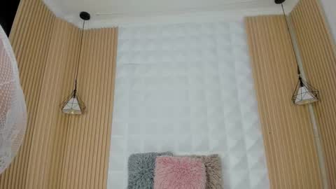 Snapshot of antonella00_ chatting on October 21, 4:51 pm Antonella online show from October 21, 4:51 pm