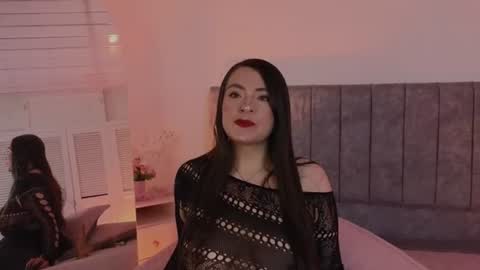 Snapshot of antonella_1998_ chatting on June 9, 2:06 pm Antonella online show from June 9, 2:06 pm