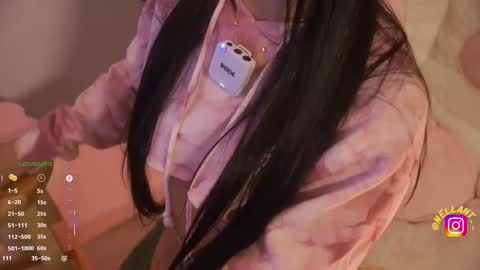 Nell. online show from January 11, 5:12 am