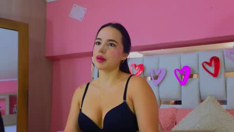 Snapshot of antonellaa_hanks chatting on February 28, 10:09 am online show from February 28, 10:09 am