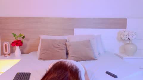 Snapshot of antonellabons chatting on June 25, 4:01 am Antonella online show from June 25, 4:01 am