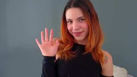 Snapshot of antonellarossii_ chatting on November 23, 3:56 pm Antonella online show from November 23, 3:56 pm