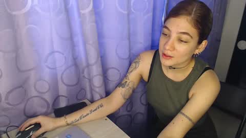 antonia0824 online show from February 5, 2:11 pm