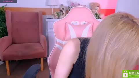 antonia_ferrero online show from February 14, 8:11 am