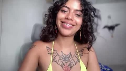 Snapshot of antoniabloom chatting on February 22, 6:50 pm Antonia online show from February 22, 6:50 pm