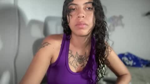 Snapshot of antoniabloom chatting on February 28, 4:35 am Antonia online show from February 28, 4:35 am