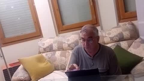 Snapshot of antonio2605 chatting on October 21, 9:26 pm Antonio online show from October 21, 9:26 pm